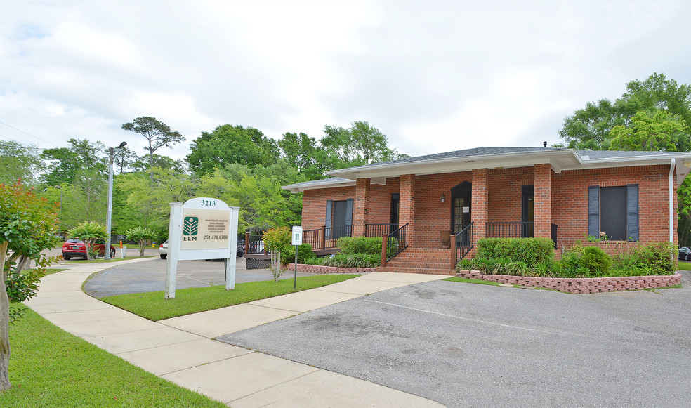 3213 Executive Park Cir, Mobile, AL for rent - Building Photo - Image 1 of 21