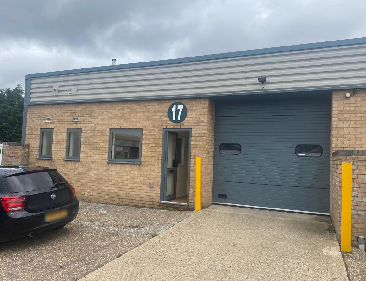 Davey Close, Colchester to rent Building Photo- Image 1 of 2