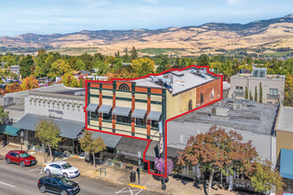 131-139 E Main St, Ashland, OR for rent Building Photo- Image 1 of 3