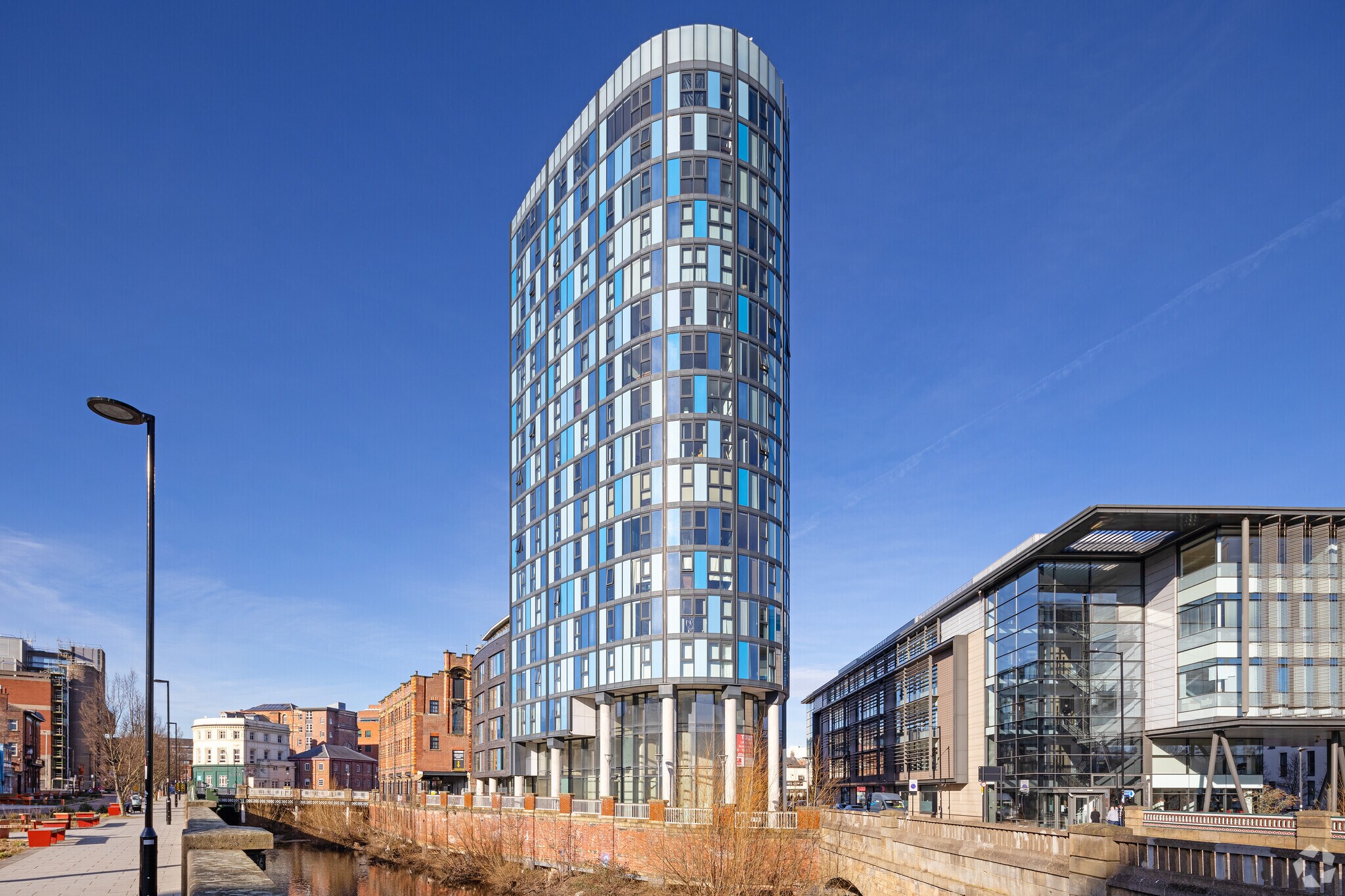 Blonk St, Sheffield to rent Primary Photo- Image 1 of 27
