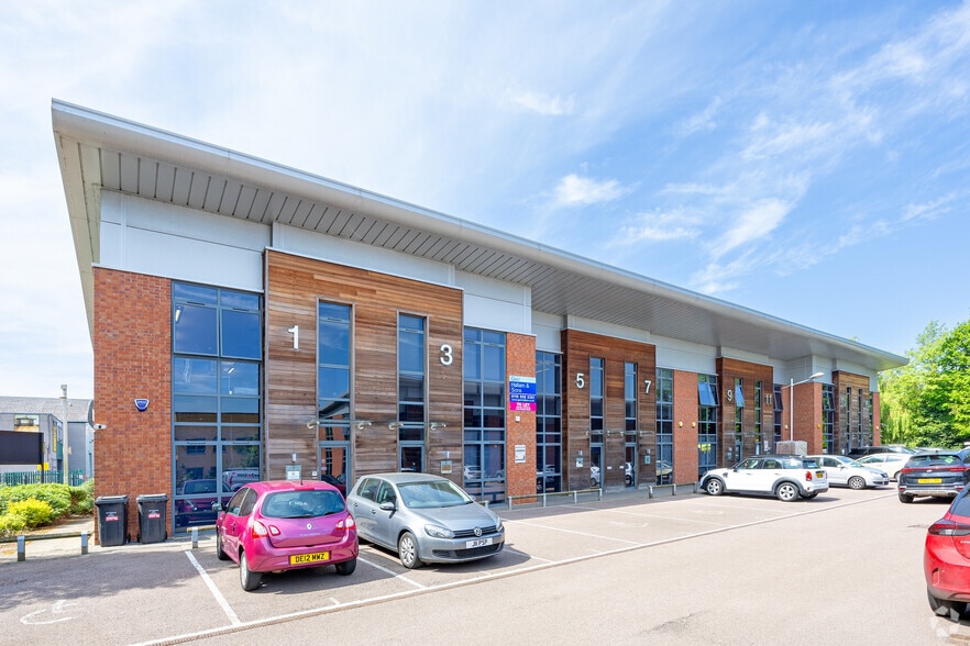 Lenton Ln, Nottingham to rent - Building Photo - Image 1 of 22