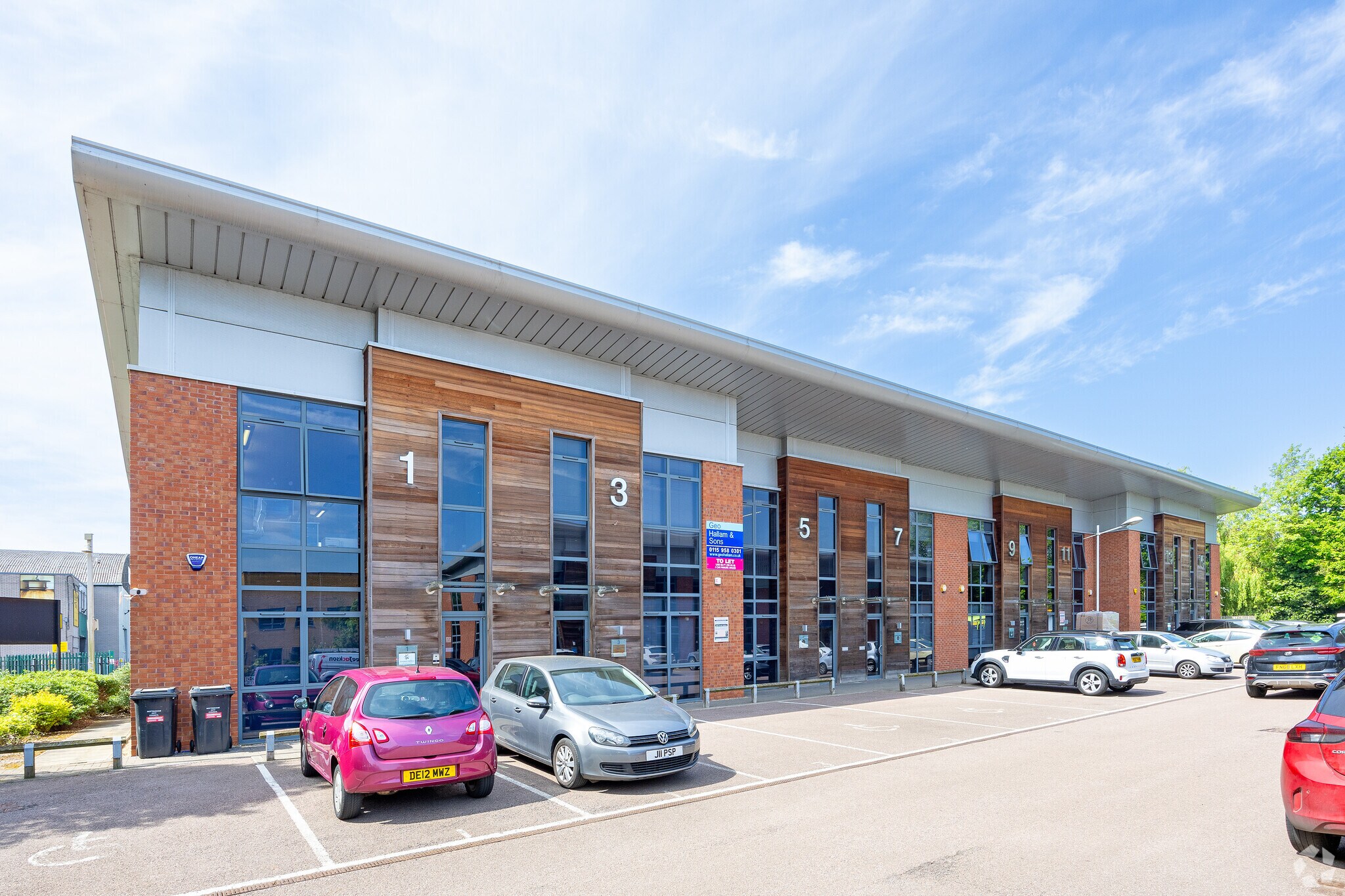 Lenton Ln, Nottingham to rent Building Photo- Image 1 of 23