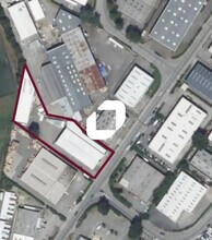 5 Avenue Karl Marx, Vaulx-en-Velin, RHO - Aerial  map view