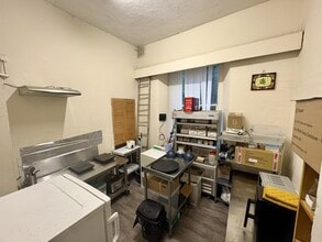 145-151 Buccleuch St, Edinburgh to rent Interior Photo- Image 2 of 2