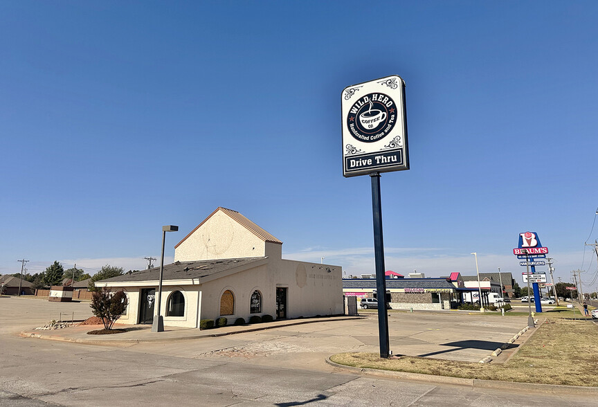 331 N Mustang Rd, Mustang, OK for rent - Building Photo - Image 1 of 1