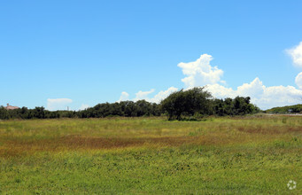 1357 Glenoak, Corpus Christi, TX for sale Primary Photo- Image 1 of 1