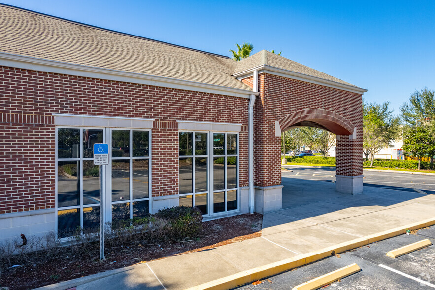 8407 Little Rd, New Port Richey, FL for rent - Building Photo - Image 3 of 7