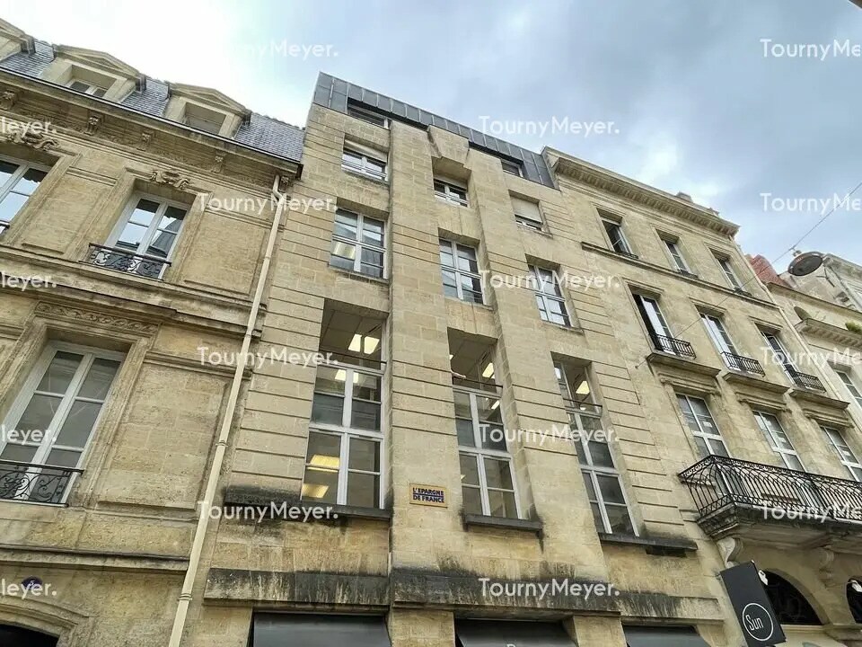 Office in Bordeaux to rent Building Photo- Image 1 of 6