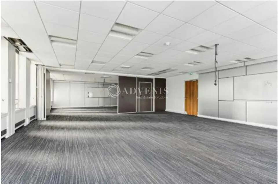 1 Place De La Pyramide, Puteaux for sale Interior Photo- Image 1 of 1