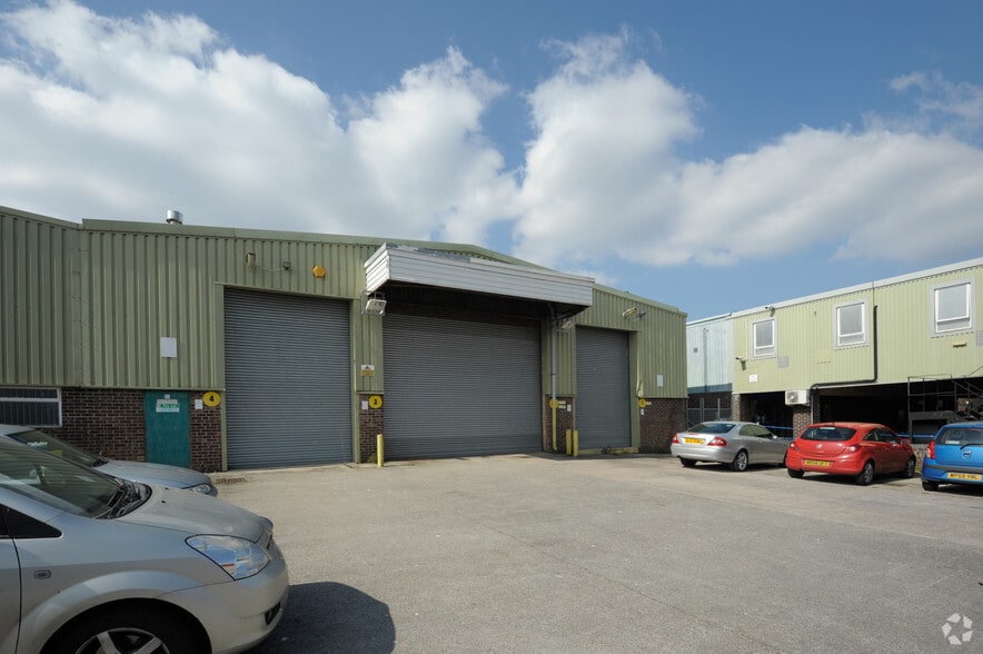 1-5 Kennet Way, Trowbridge to rent - Building Photo - Image 2 of 6