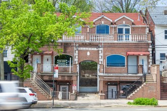 222-224 Bay St, Staten Island, NY for sale Primary Photo- Image 1 of 1