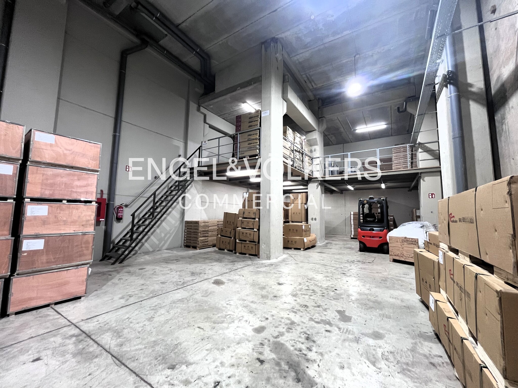 Industrial in Badalona, Barcelona to rent Interior Photo- Image 1 of 14
