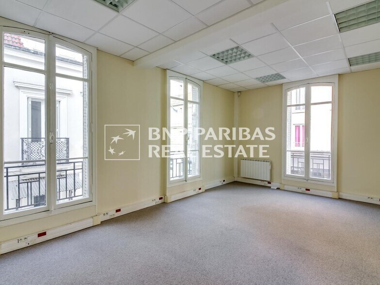 14 Bis Rue Victor Méric, Clichy to rent - Interior Photo - Image 3 of 15
