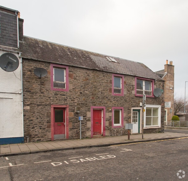 19 Bourtree Pl, Hawick to rent - Building Photo - Image 2 of 3