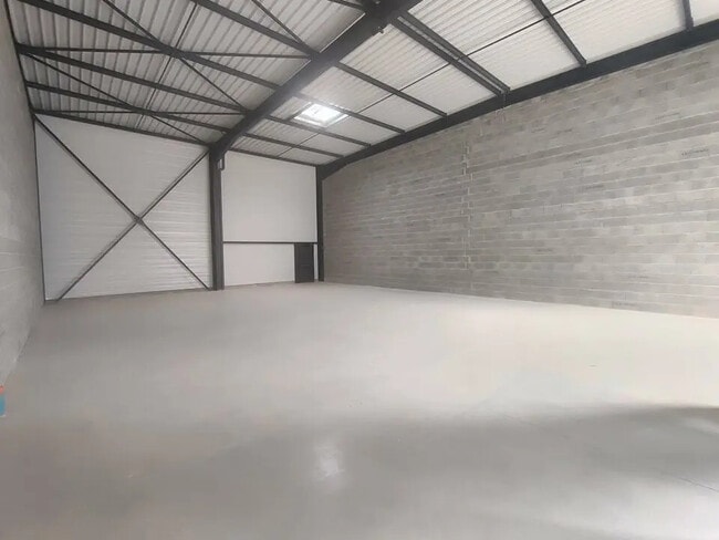 Vente Local d'activités 187 m²