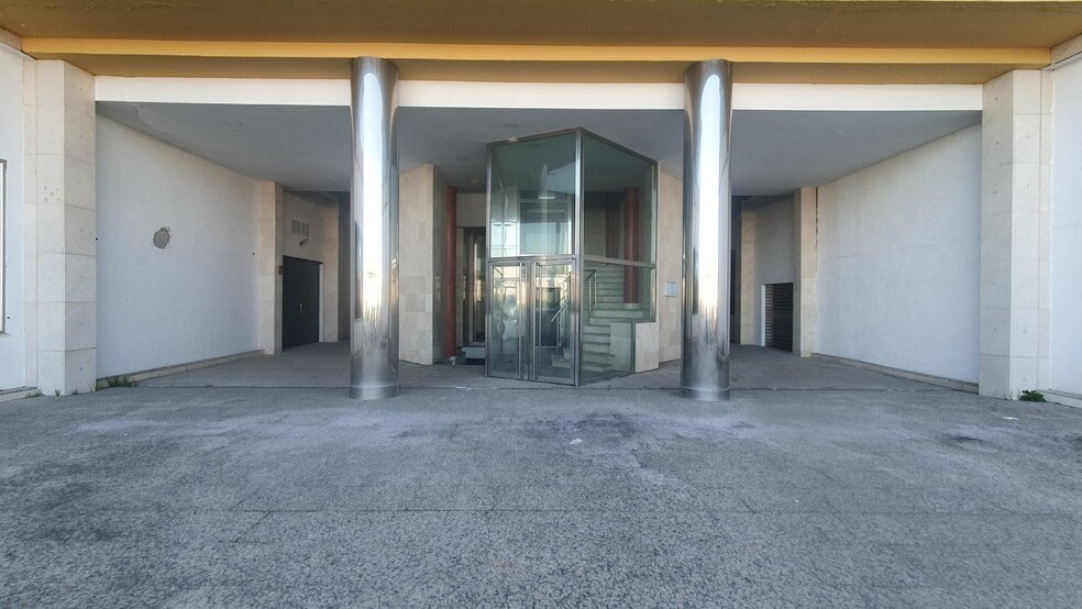 Calle Segadoras, 1, La Algaba, Sevilla to rent - Building Photo - Image 2 of 38