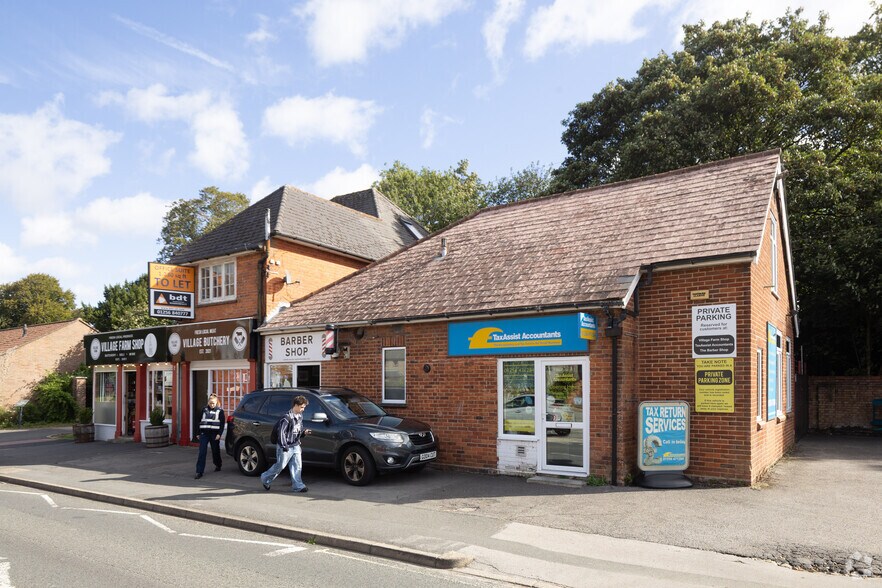 44A-44B Hackwood Rd, Basingstoke for sale - Primary Photo - Image 1 of 1