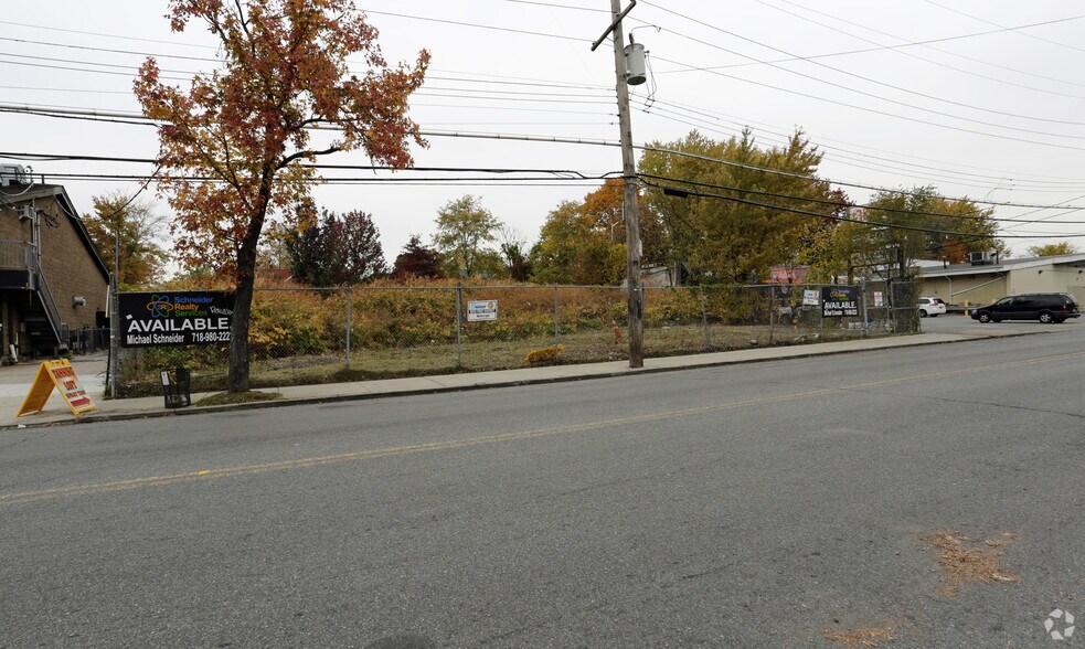 1963 Victory Blvd, Staten Island 10314 UK