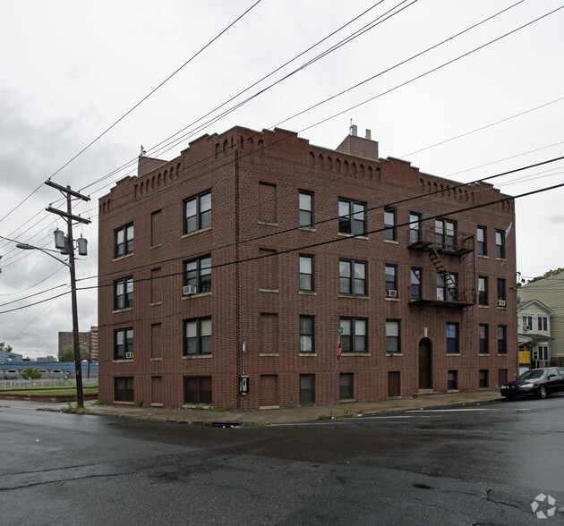 133 Seaview Ave, Jersey City 07305 | LoopNet UK