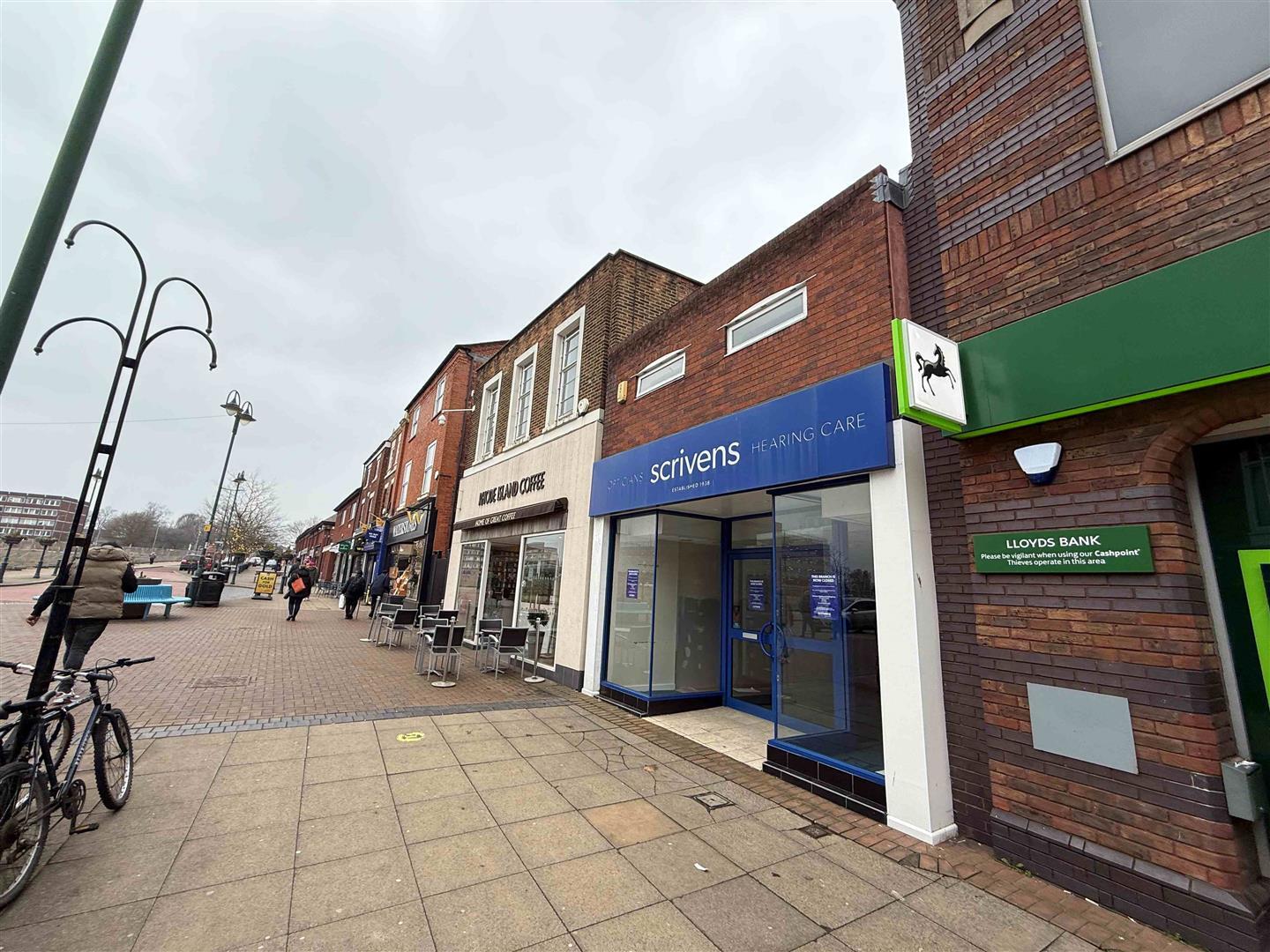 15 Victoria Street, Crewe to rent Building Photo- Image 1 of 5
