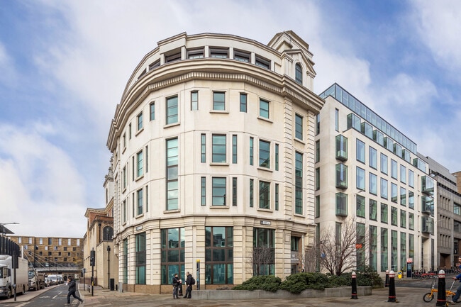 More details for 40 Queen St, London - Office to Rent