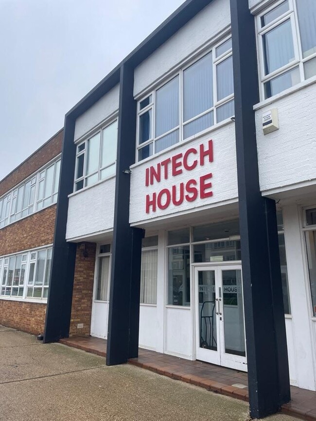 More details for Wilbury Way, Hitchin - Co-working to Rent