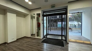 Retail in Tarragona, Tarragona to rent Interior Photo- Image 2 of 20