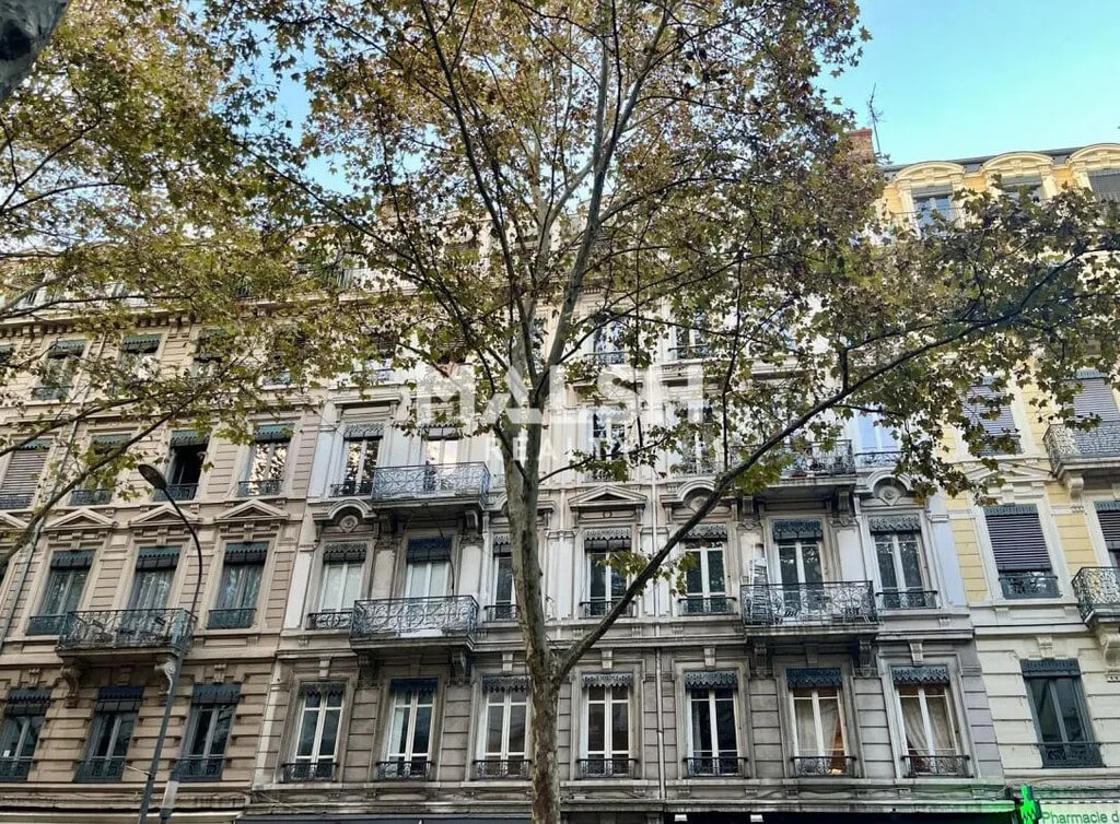 Location Bureaux 100 m² - Photo 1