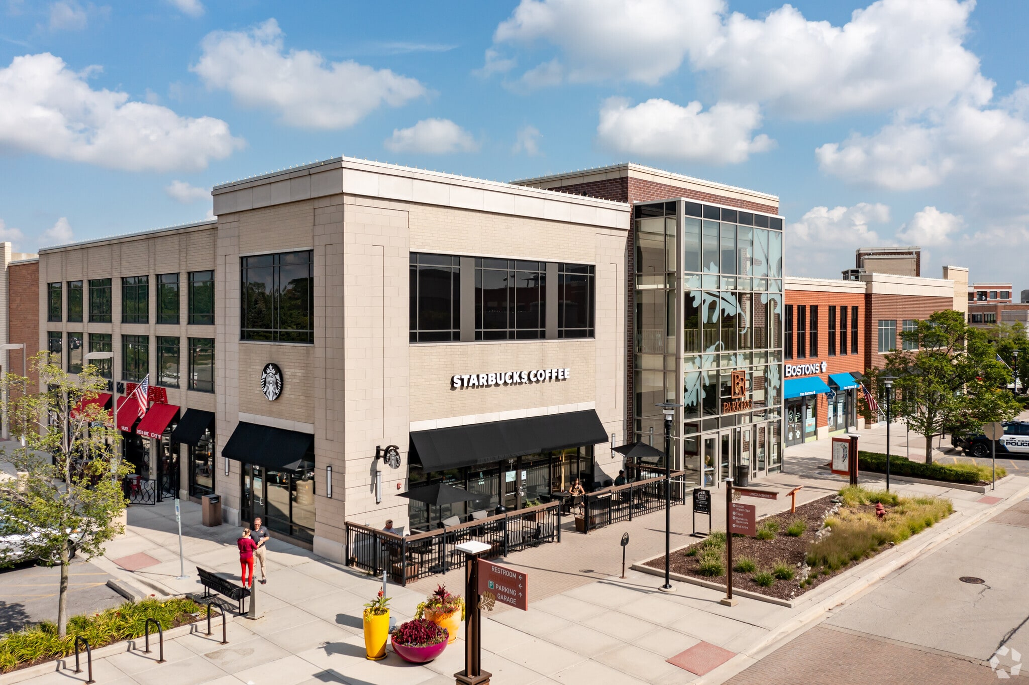 Burr Ridge Pky, Burr Ridge, IL to rent Building Photo- Image 1 of 14