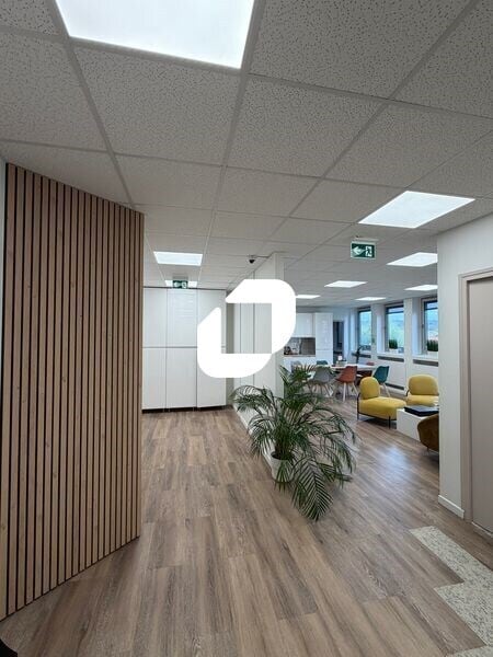 Location Bureaux 150 m²