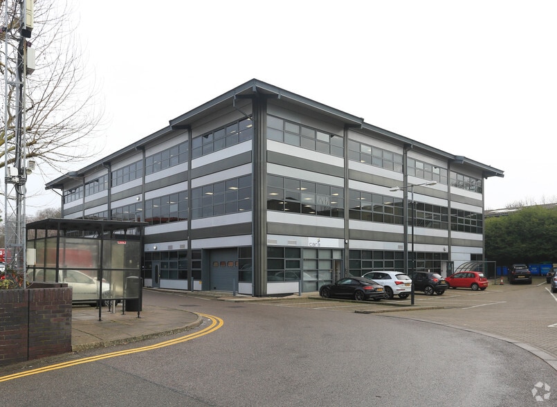 Randalls Rd, Leatherhead for sale - Primary Photo - Image 1 of 1