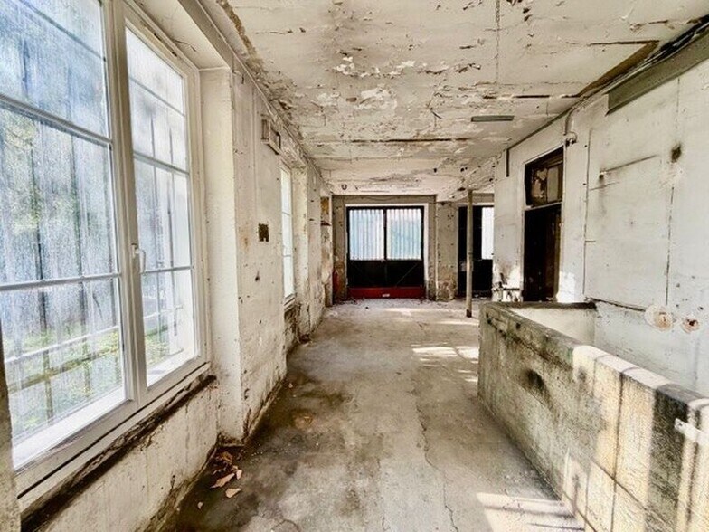 Office in Paris for sale - Building Photo - Image 2 of 11