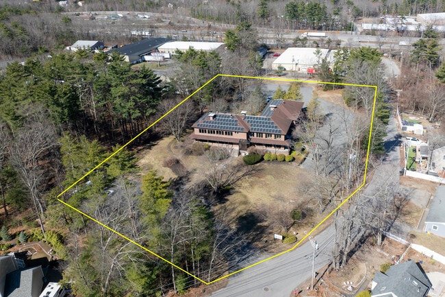 More details for 135 Folly Mill Rd, Seabrook, NH - Office for Auction