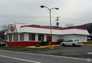 701 Valley View Blvd, Altoona, PA for sale Primary Photo- Image 1 of 1