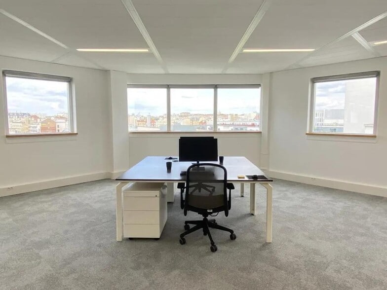 77 Avenue Edouard Vaillant, Boulogne-Billancourt to rent - Interior Photo - Image 3 of 10