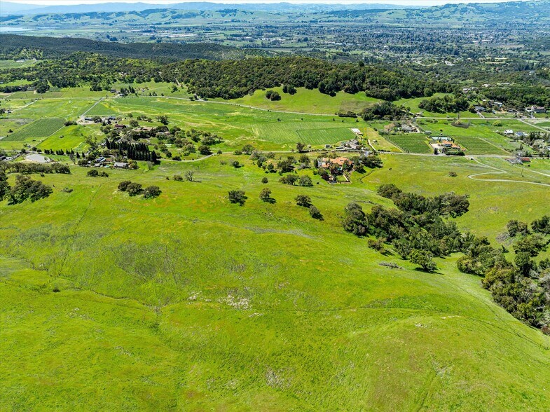 4500 Lovall Valley Loop Rd, Sonoma, CA for sale - Aerial - Image 1 of 17