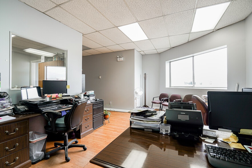 19323 94th Ave, Surrey, BC for sale - Building Photo - Image 3 of 10