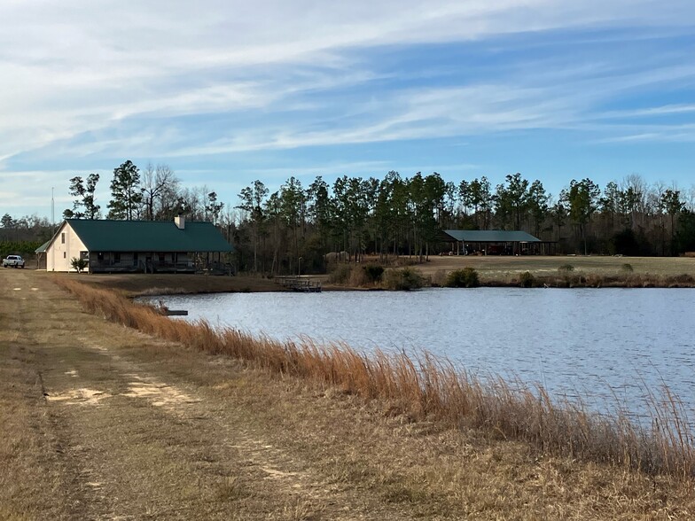 600 Pittman Hill rd, Marianna, FL for sale - Primary Photo - Image 1 of 1