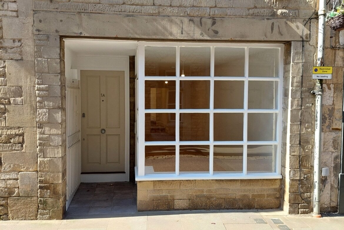 1 Silver St, Cirencester to rent Building Photo- Image 1 of 3