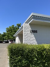 2835 Eastern Ave, Sacramento, CA for rent Building Photo- Image 1 of 11