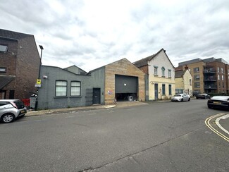 More details for Brook Ln N, Brentford - Industrial for Sale