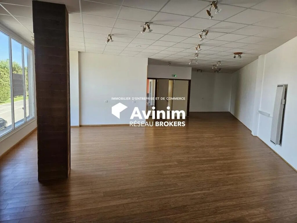 Location Commerce 23 m² - Photo 1