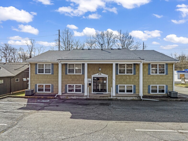 147 Union Ave, Middlesex, NJ for rent - Building Photo - Image 1 of 10