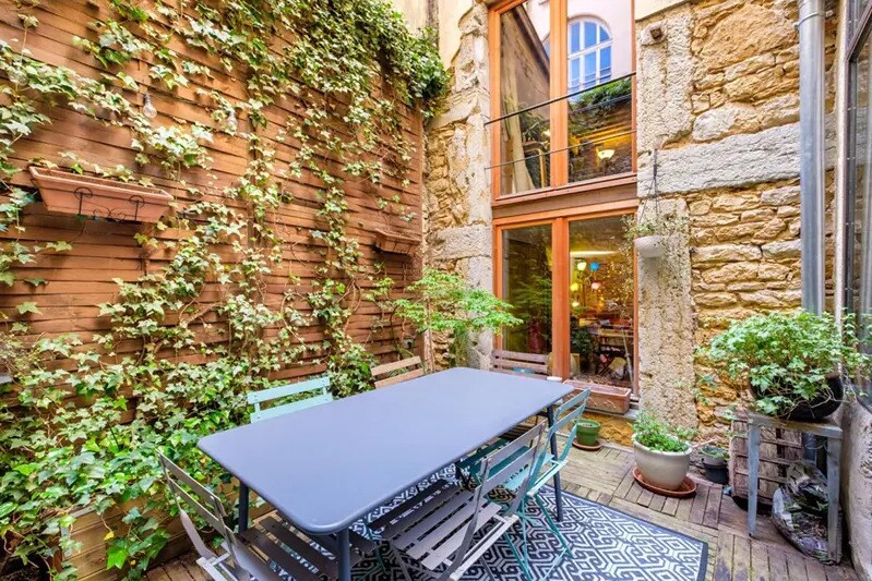 Office in Lyon for sale - Building Photo - Image 2 of 10