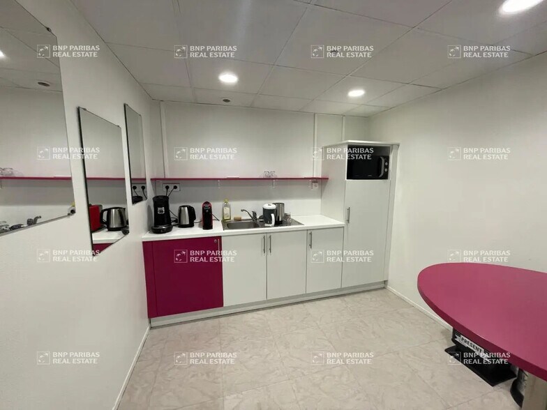 Office in Nantes to rent - Interior Photo - Image 3 of 11