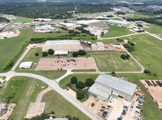 More details for 1901 Longwood Dr, Brenham, TX - Industrial for Sale