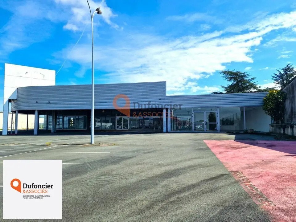 Location Local d'activités 1 058 m² - Photo 1