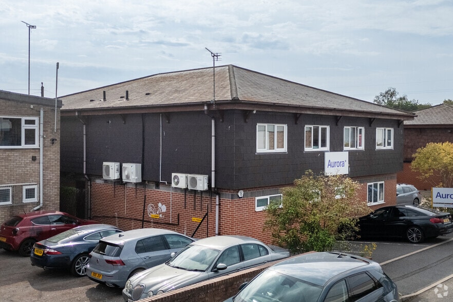 6 Binns Close, Coventry to rent - Building Photo - Image 2 of 2