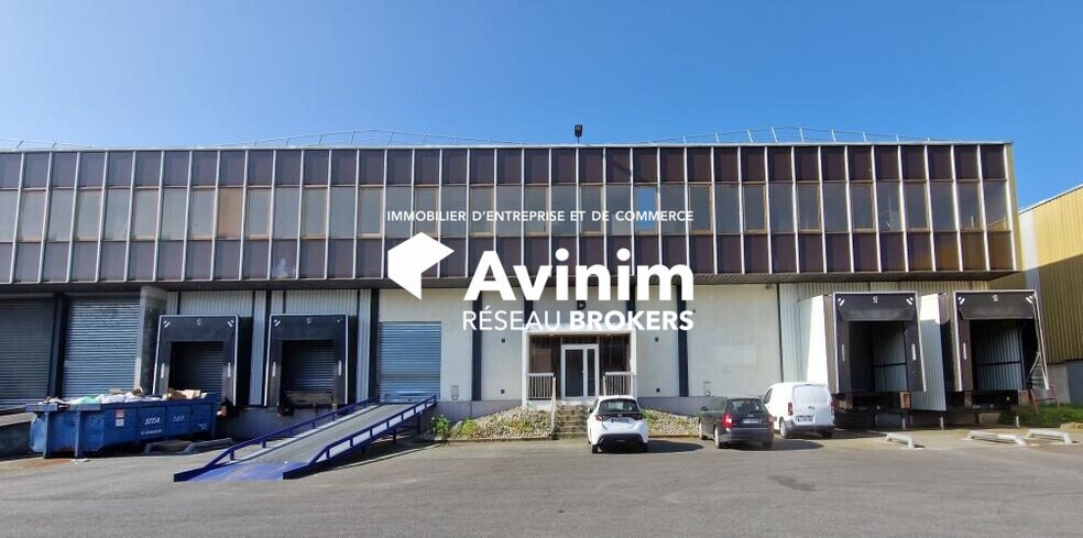 Industrial in Wissous to rent - Building Photo - Image 2 of 4