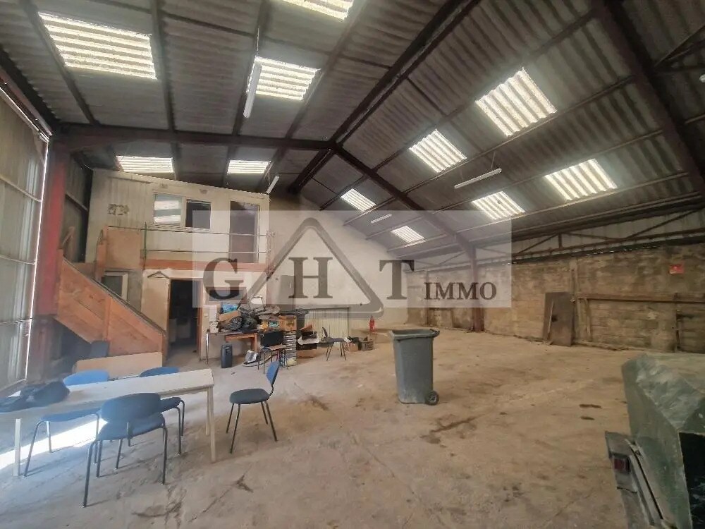 Industrial in Le Bourget to rent Interior Photo- Image 1 of 5